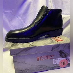 NWT, black leather booties, Westies brand, zip up on both sides size 10